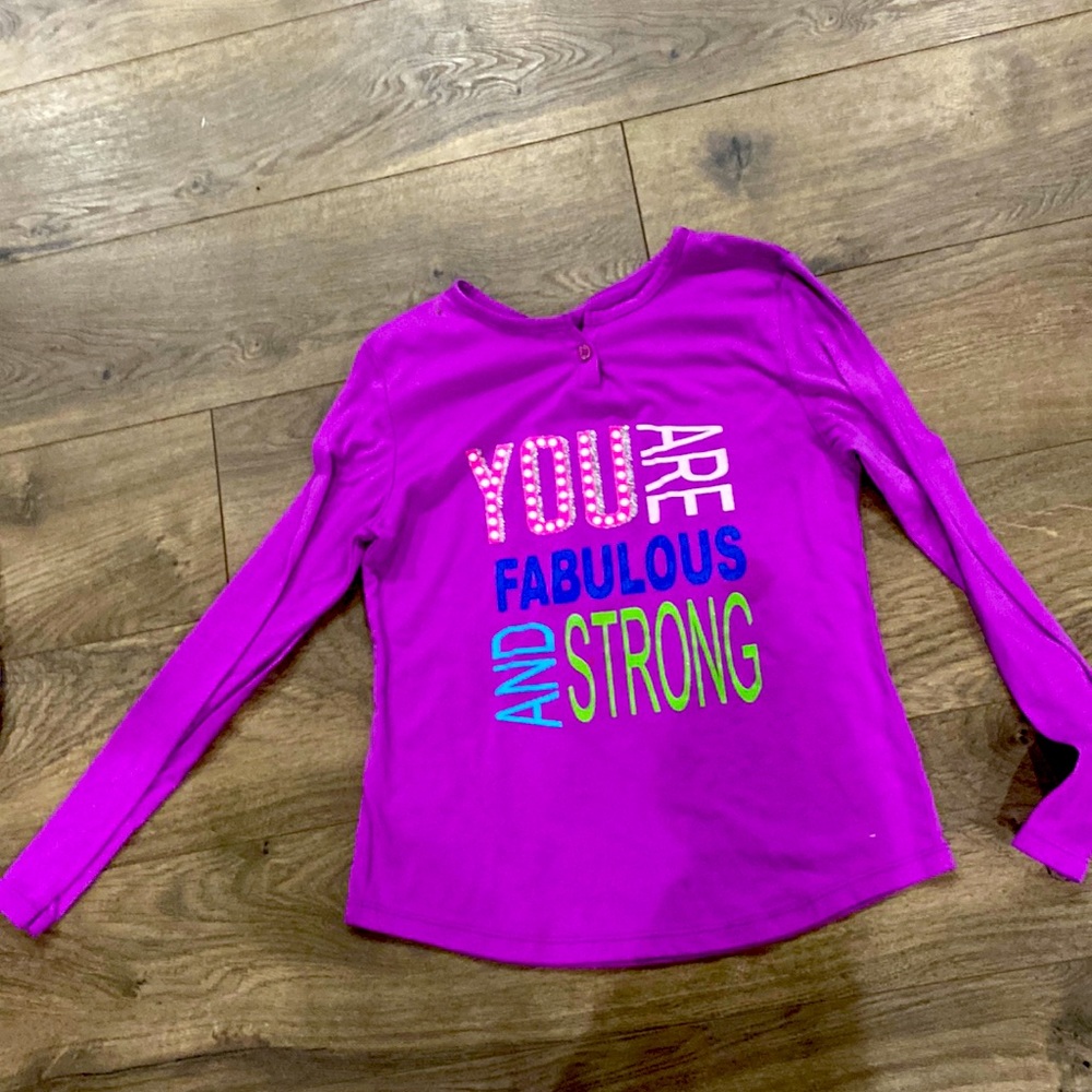 Long sleeve shirt from sleep on it and size medium 10-12